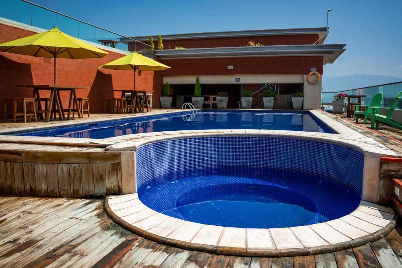 Latam Hotel Plaza Pradera Quetzaltenango Exterior photo
