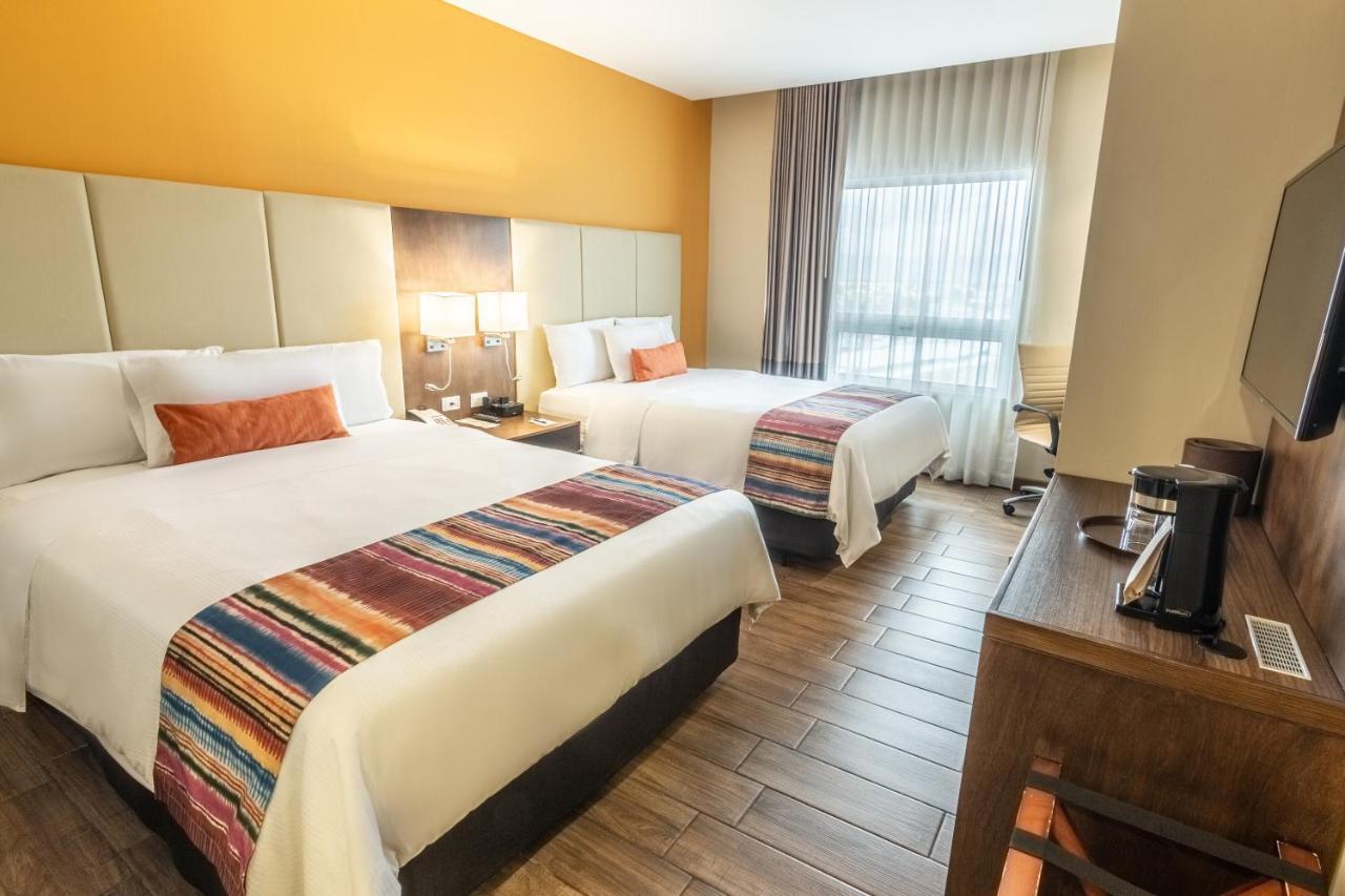 Latam Hotel Plaza Pradera Quetzaltenango Exterior photo